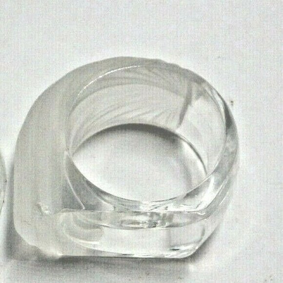 Frosted Glass Napkin Ring - Picture 2 of 2